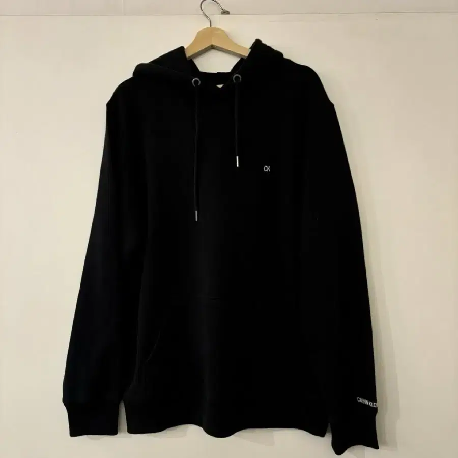 ck 후드티