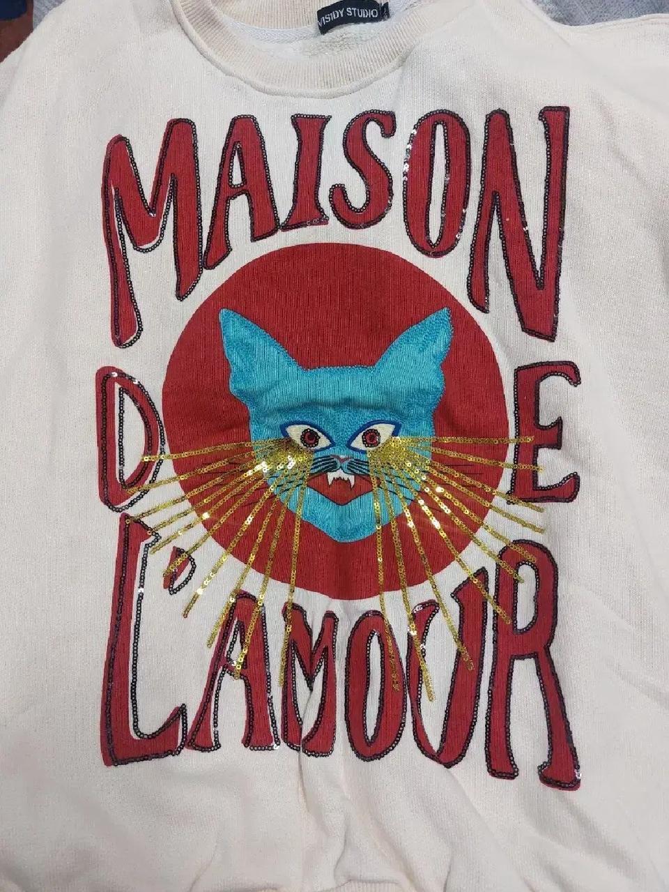 새상품 구찌 고양이 맨투맨 maison de lamour