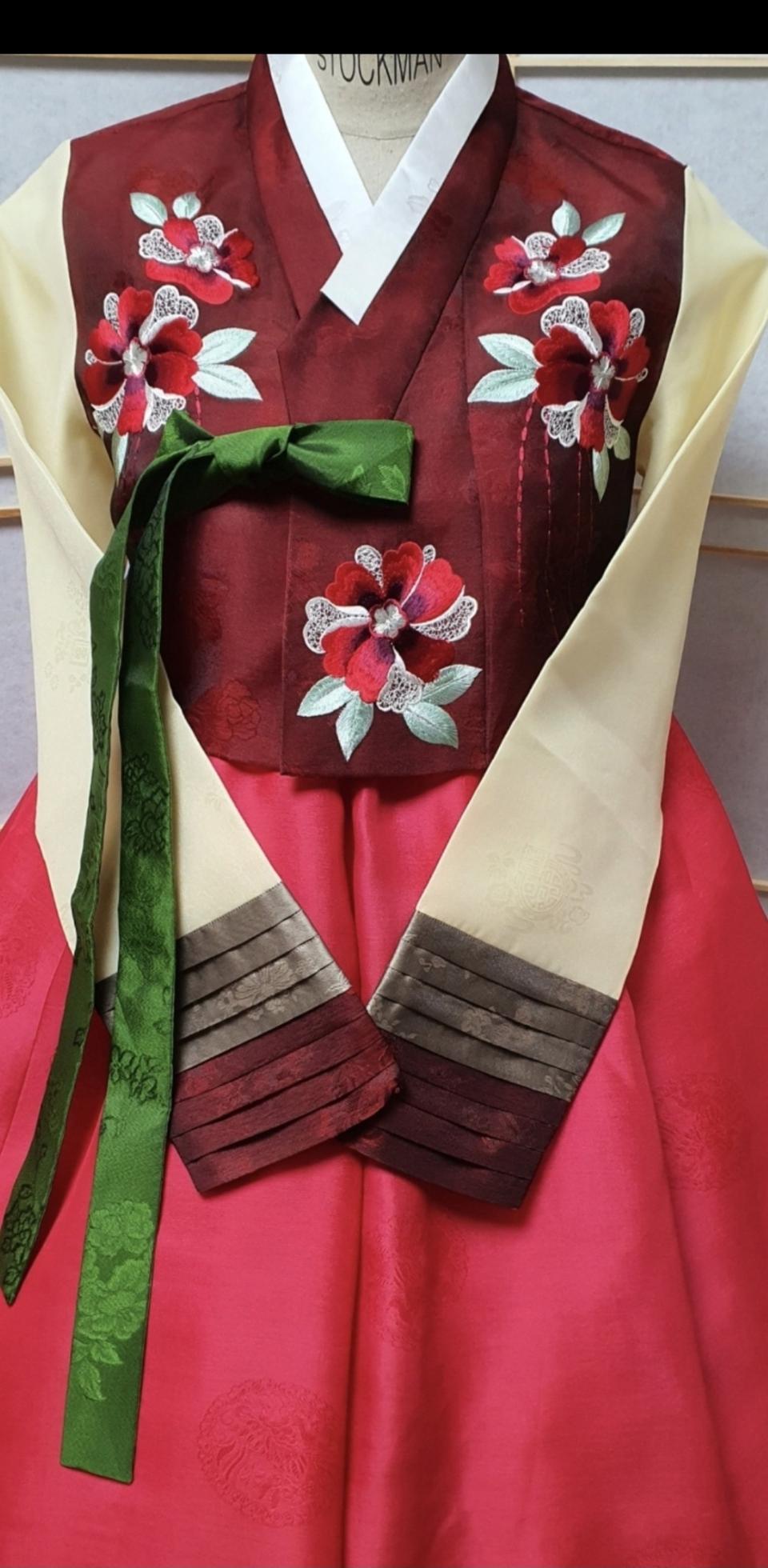 예쁜여성한복55,상태아주좋아요