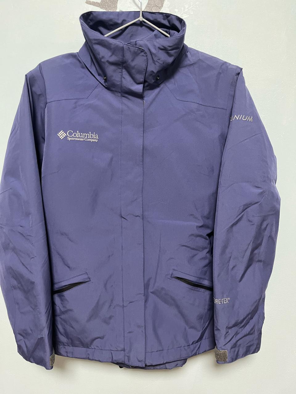 콜롬비아 고어텍스 티타늄 여성자켓 저럄하게 팝니다.