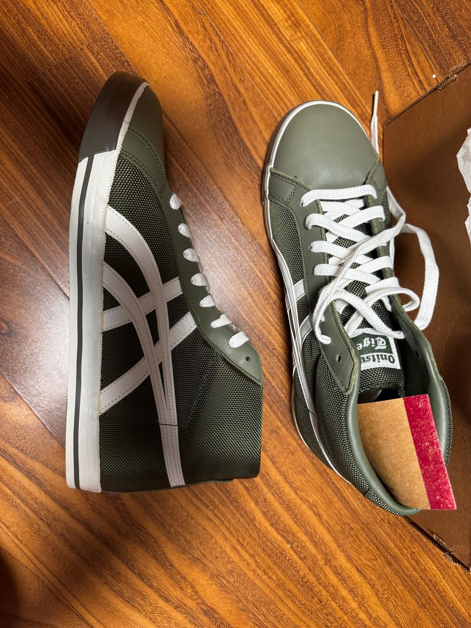 [새제품] 오니츠카타이거 파브레 하이 아미그린275