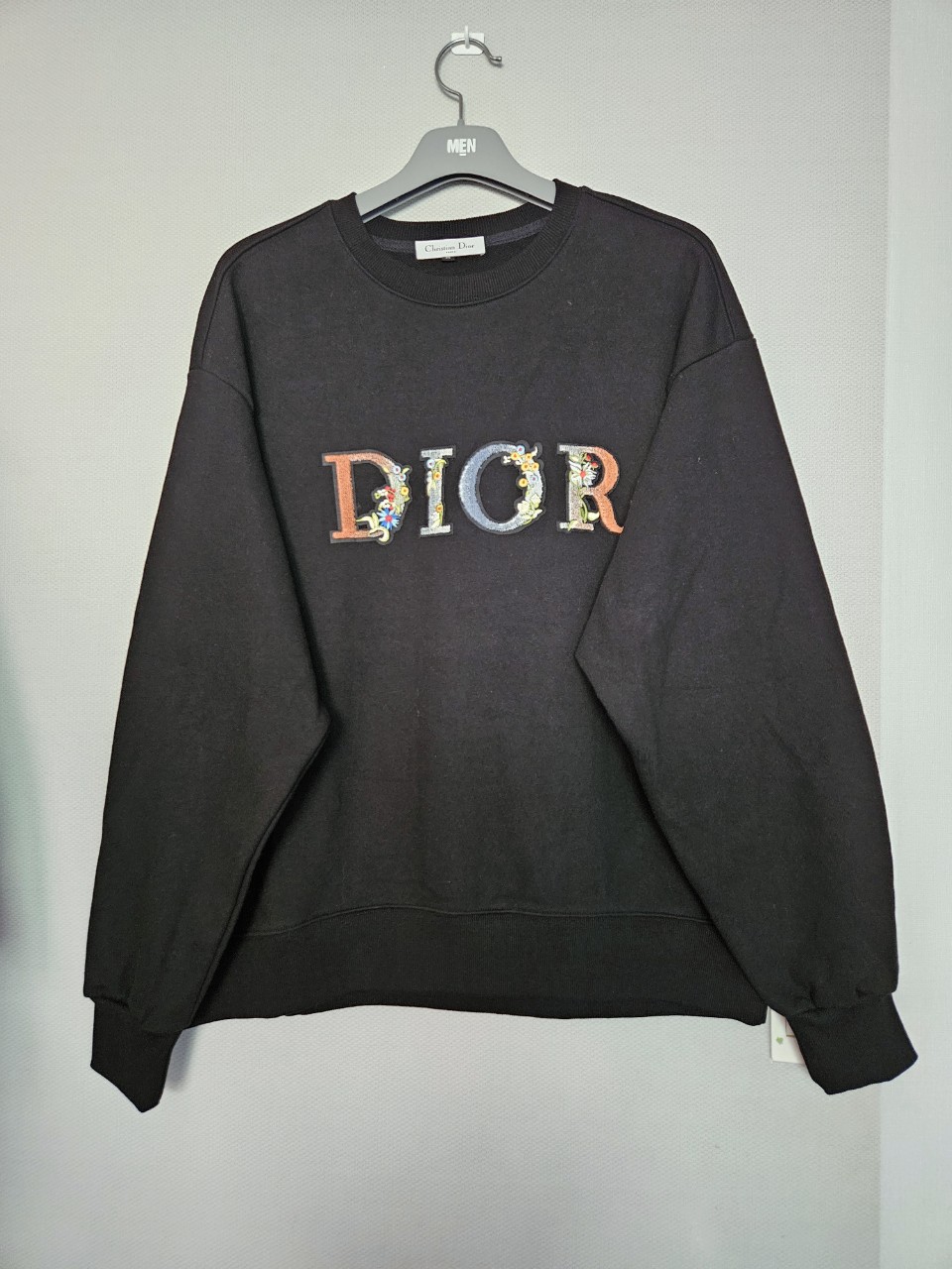 크리스찬디올 맨투맨