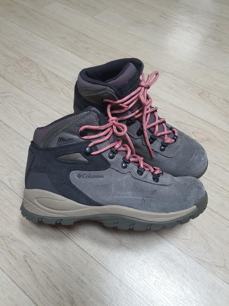 245 컬럼비아 콜롬비아 등산화 트레킹화 신발 여성245 완전깨끗해요