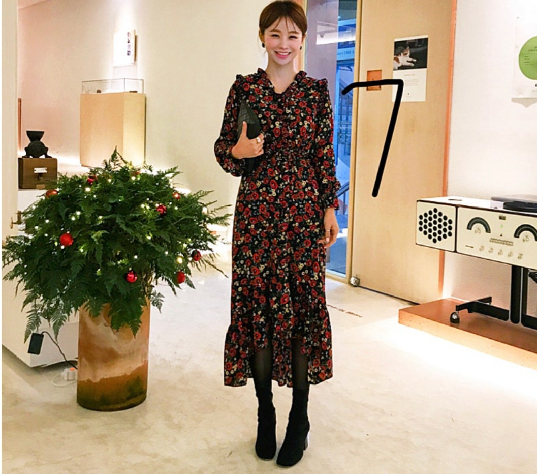 임블리 프릴 플라워 언발 롱원피스