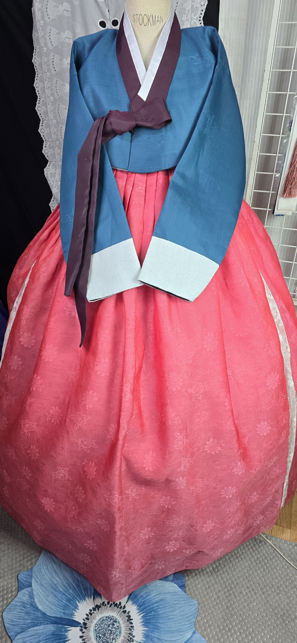 예쁜여성한복,66반,거의새옷입니다