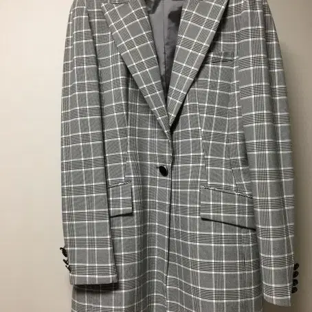 모조에스핀 자켓