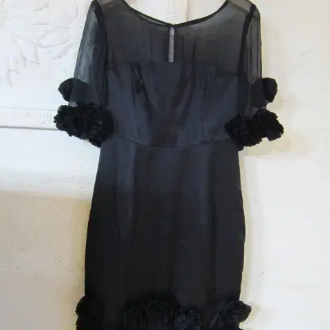 시스루 코사쥬 원피스