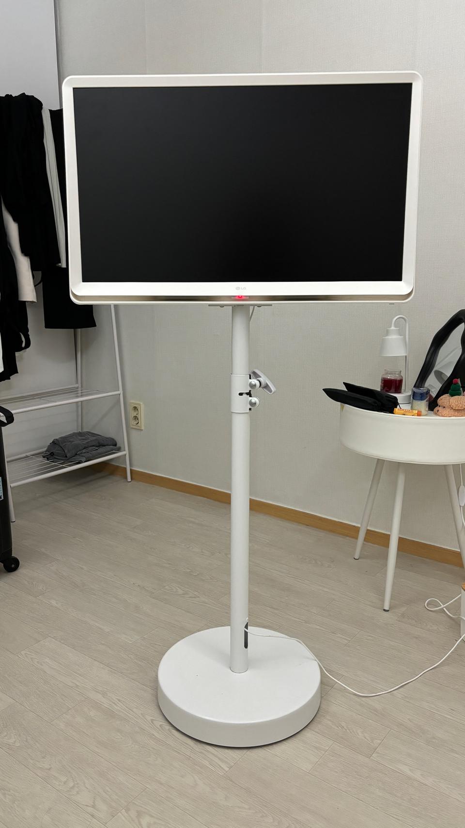 최신 LG룸앤티비 2세대 + 이동식 스텐드 거치대