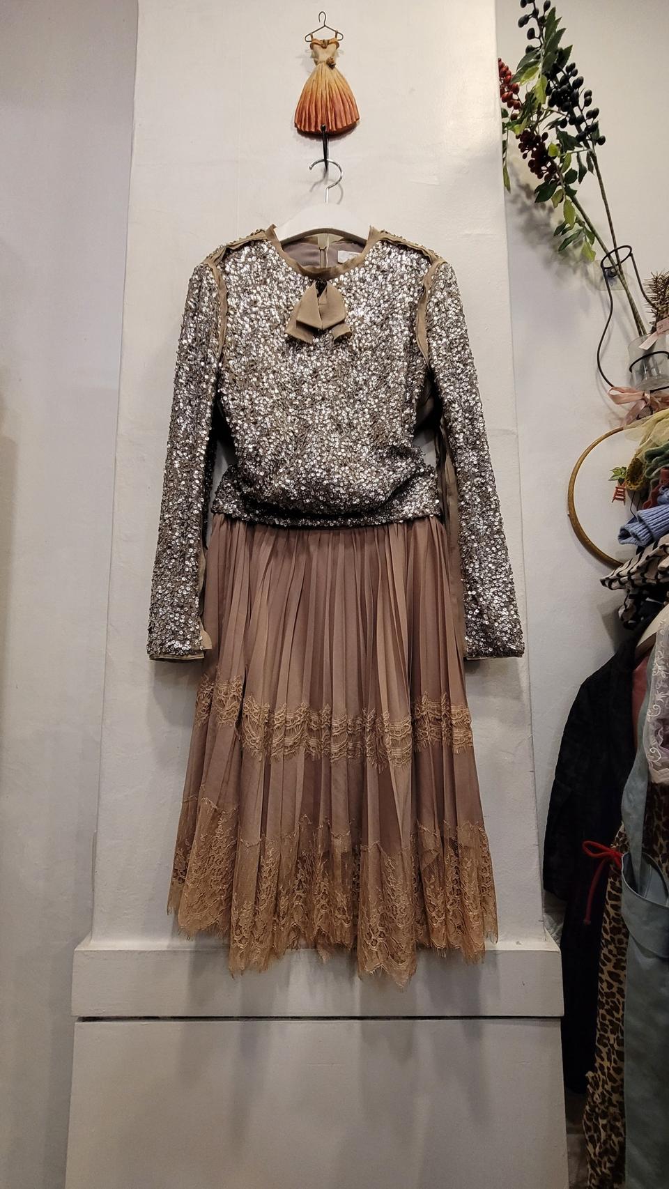 오브제 실크 스팽글 . 오즈세컨 레이스 스커트