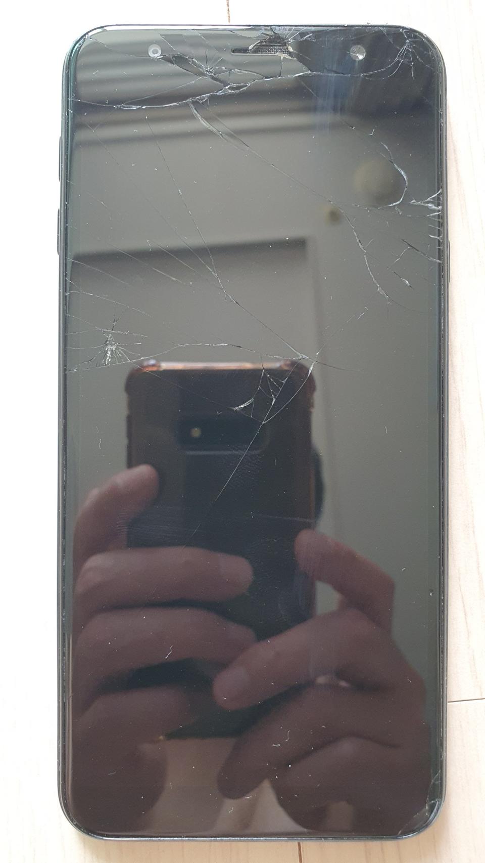 갤럭시 J4+ 32기가