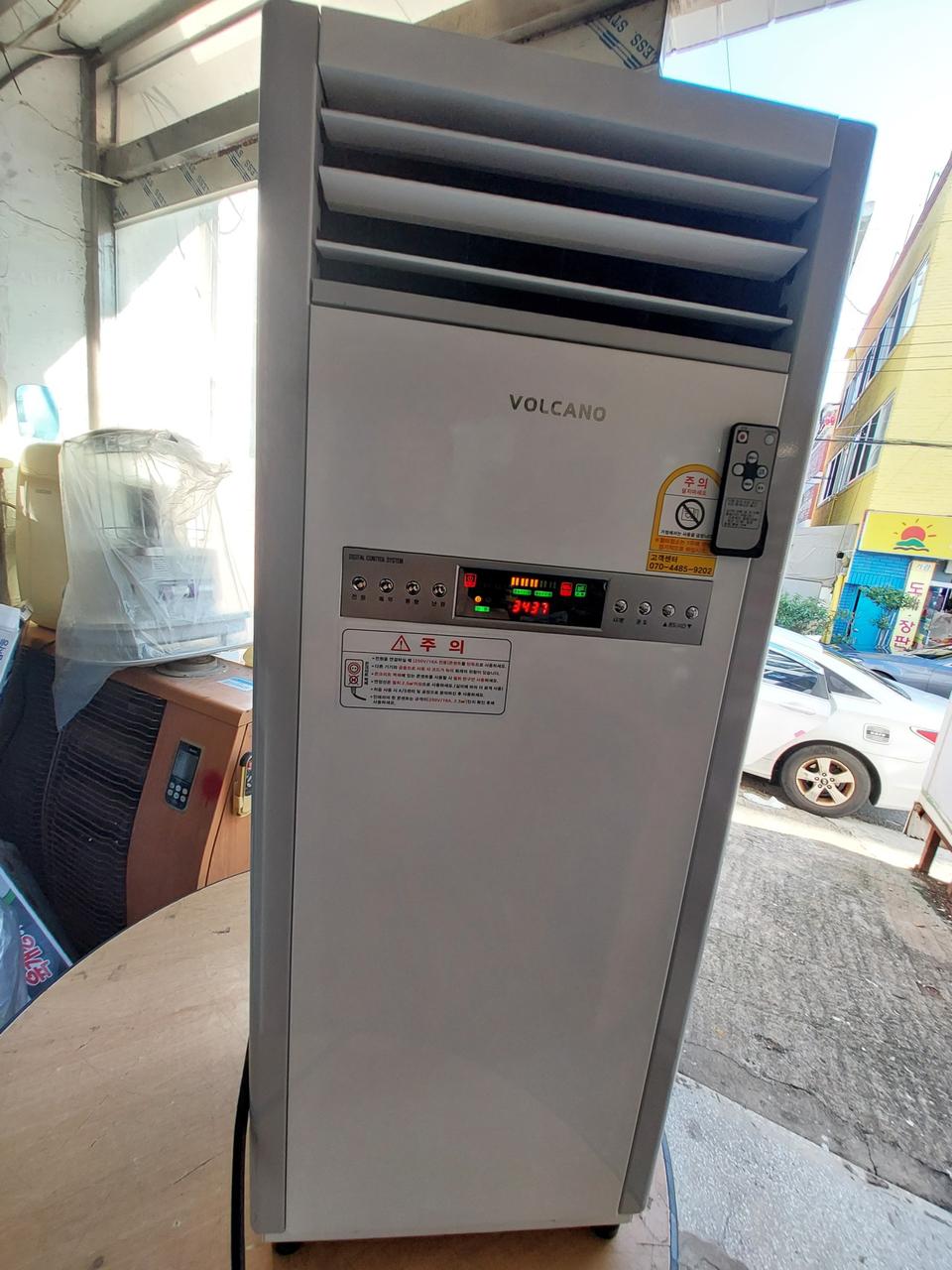 볼케노 전기온풍기 VK-103 10평형 히터난로  캠핑난로 대형전기난로