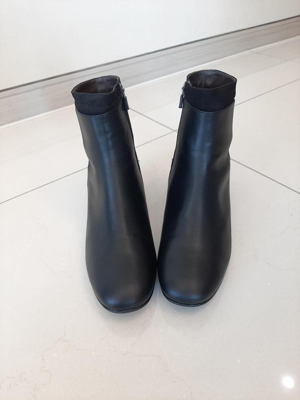 이사정리❤블랙 앵클부츠255.