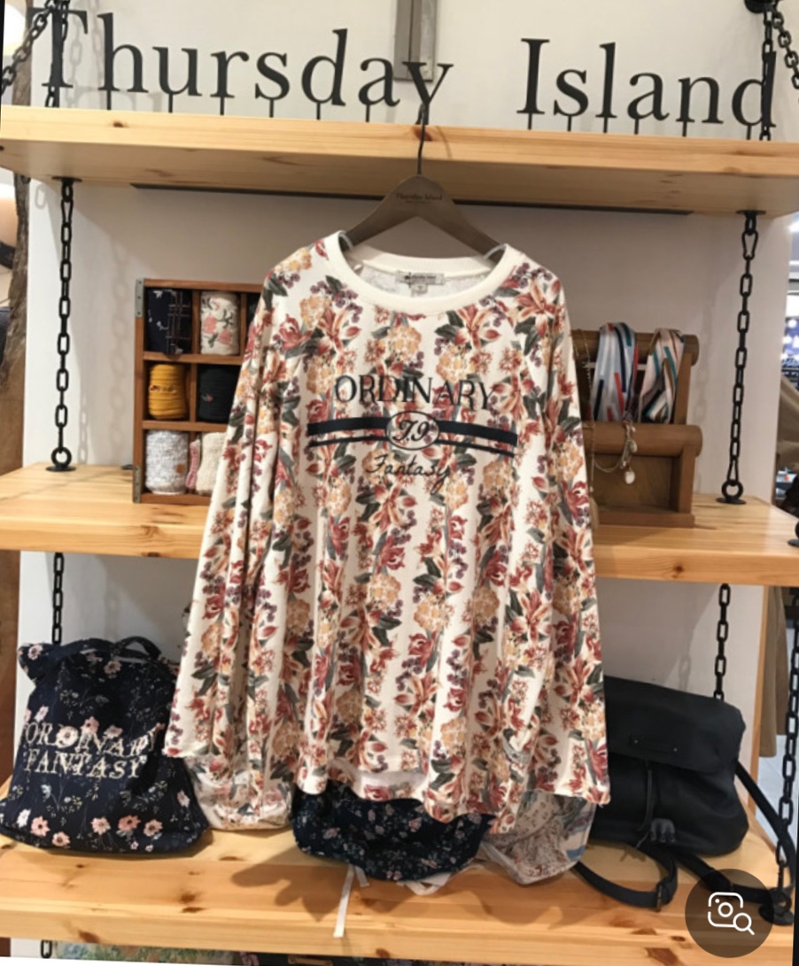 미착용 M 전판패턴 스웻셔츠 써스데이아일랜드 t186mst131w