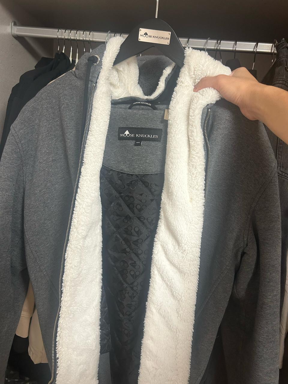 무스너클 버니스웨터(M)