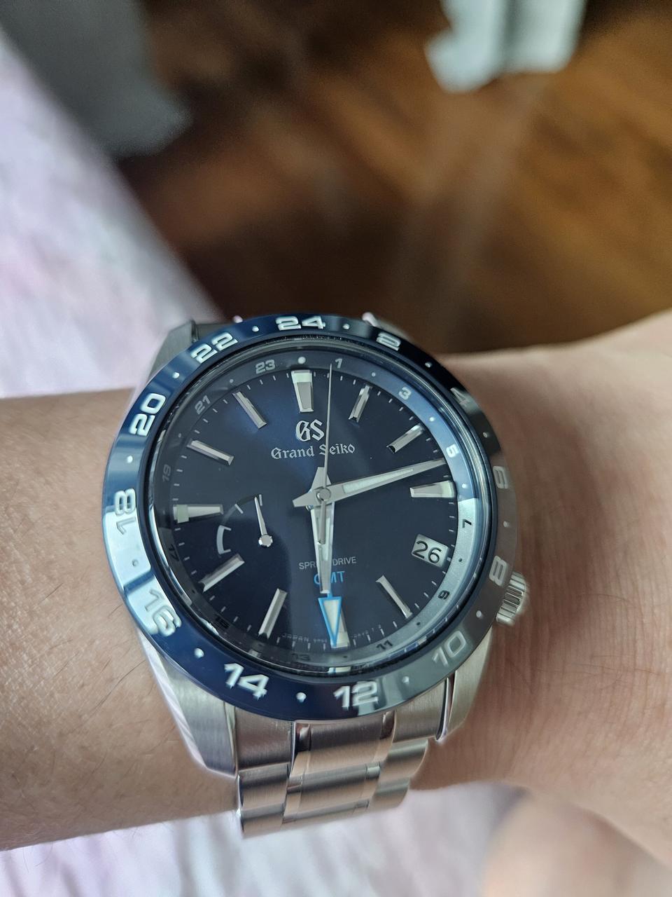 그랜드세이코 gmt