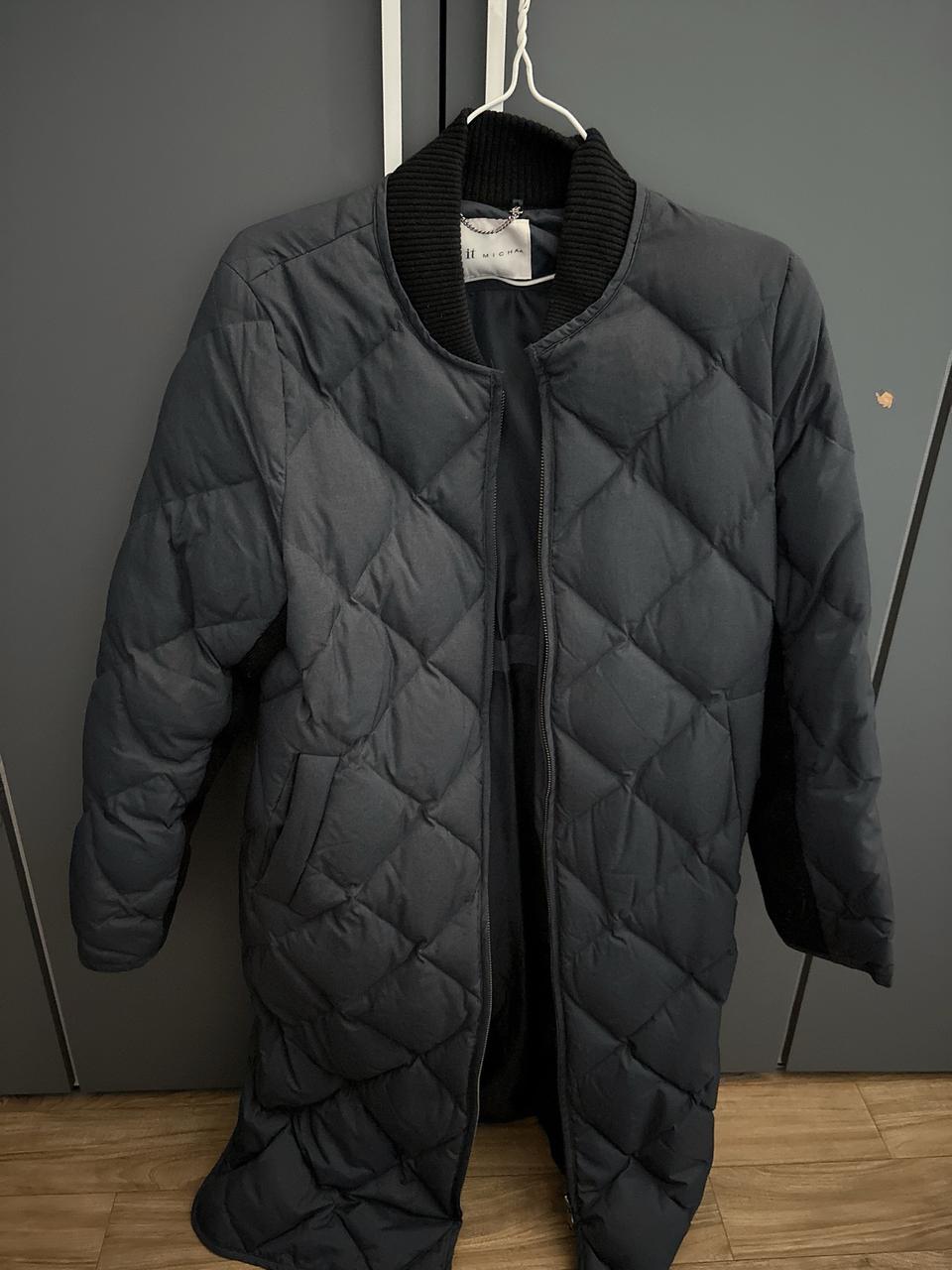 잇미샤 날씬해보이는 패딩