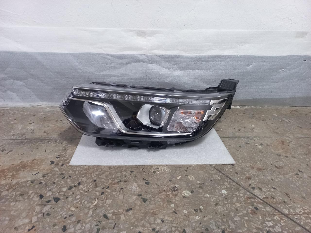 베리뉴티볼리 운전석 LED DRL 헤드램프 헤드라이트