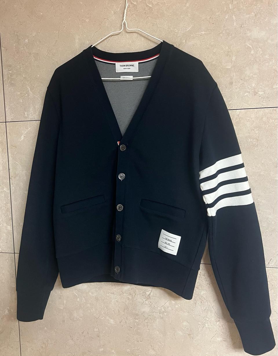 톰브라운 4선완장 가디건