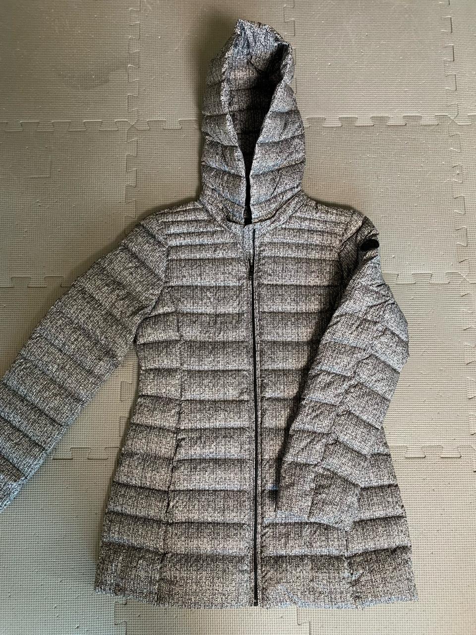 알토 경량패딩(모자 탈부착 가능)