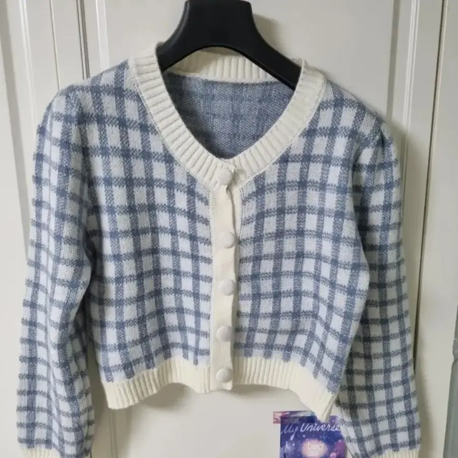 새상품 체크 가디건