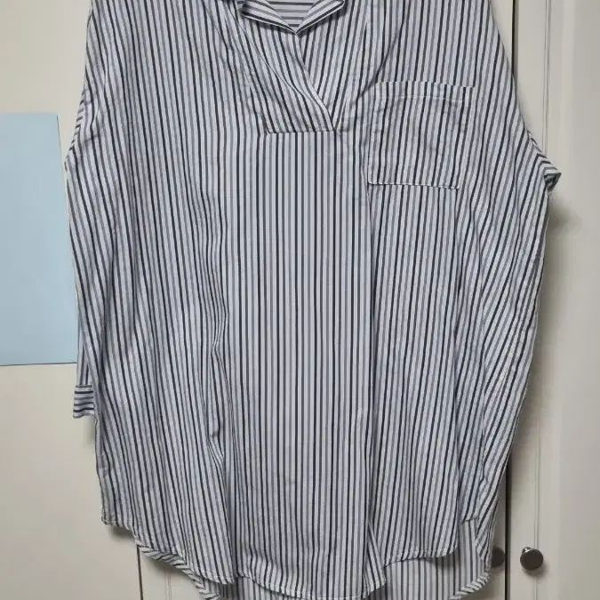 새상품 빅사이즈 스트라이프 셔츠