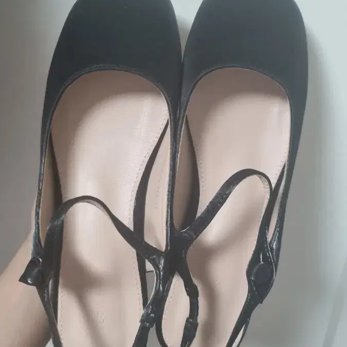 새상품 슬링백 블랙 구두