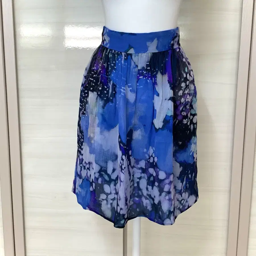 블루마린 블루걸 실크 스커트 이태리