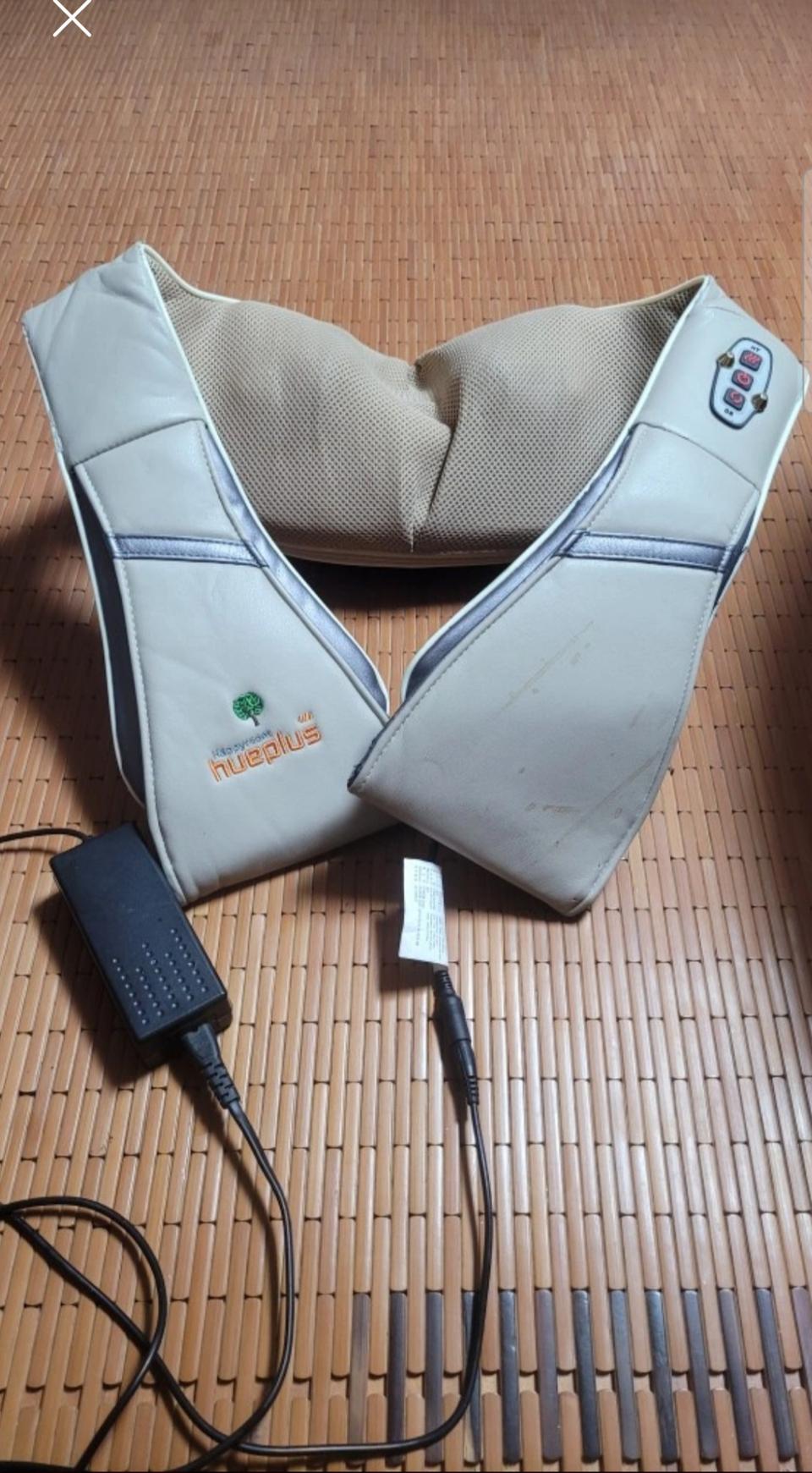 휴 플러스 목어깨 안마기 팝니다