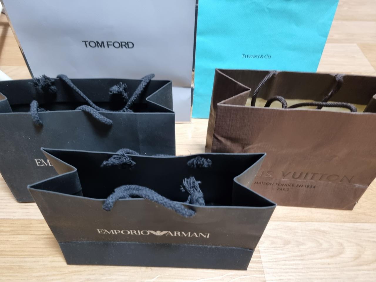 티파니 루이비통  아르마니 쇼핑백
