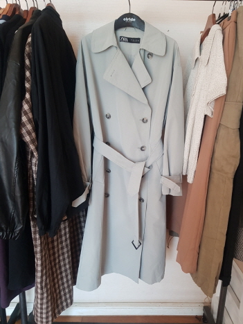 자라 트렌치코트