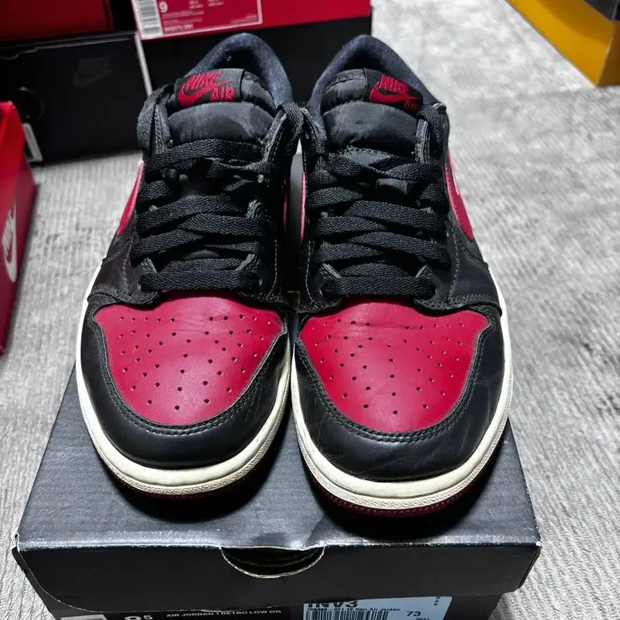 나이키 조던1 로우 OG 브레드