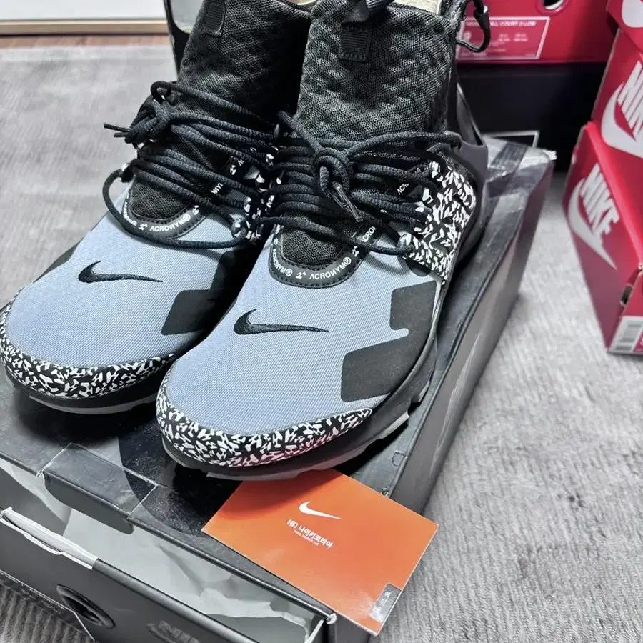 나이키 프레스토 아크로님 블랙