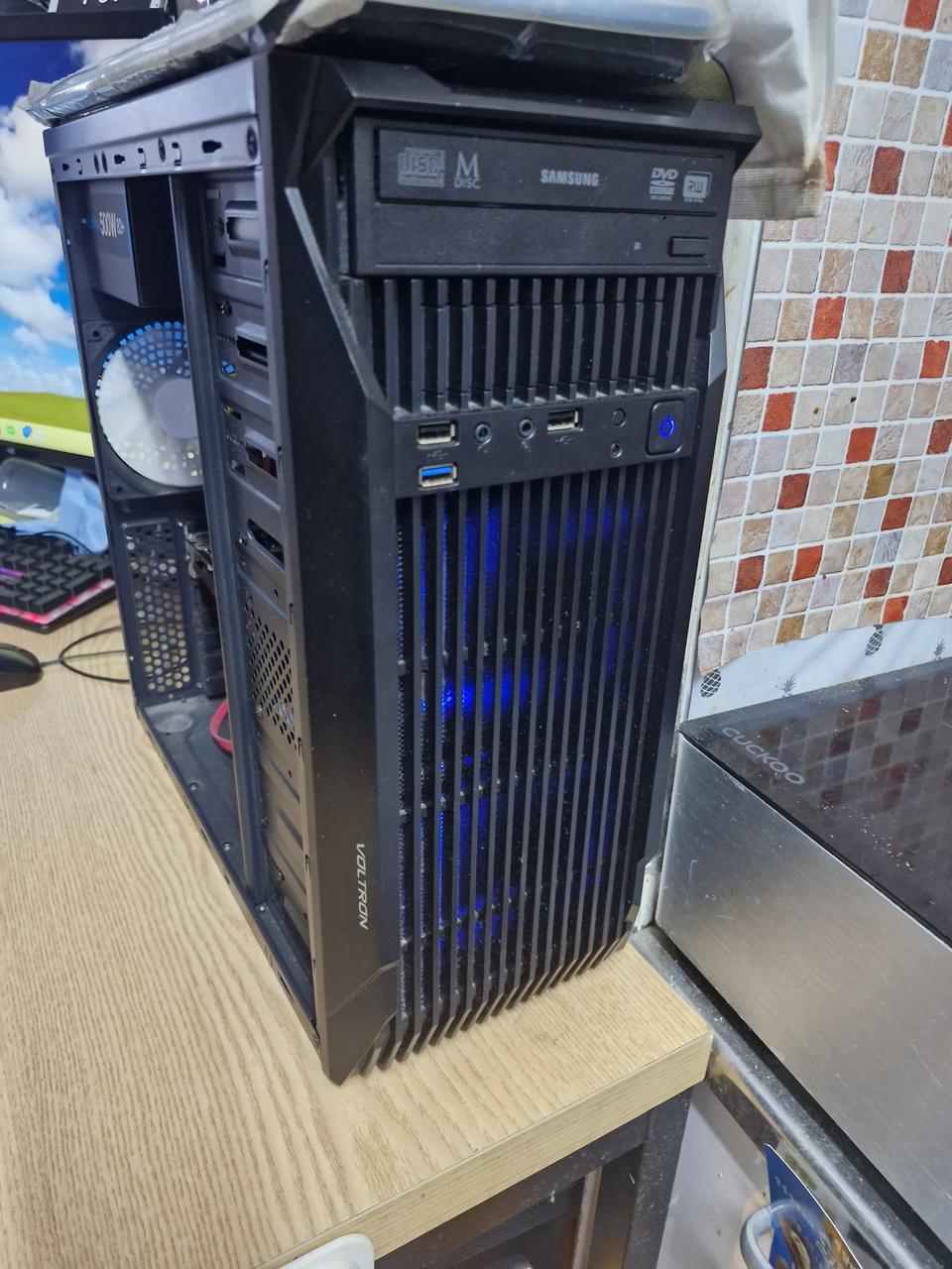 10새대I3/16램/m.2 256+1테라 본체