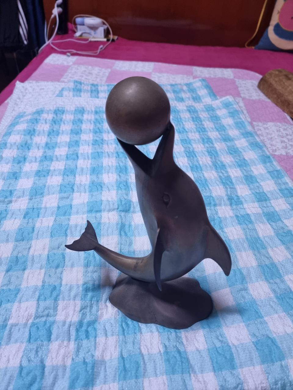 고래(소재:놋쇠)