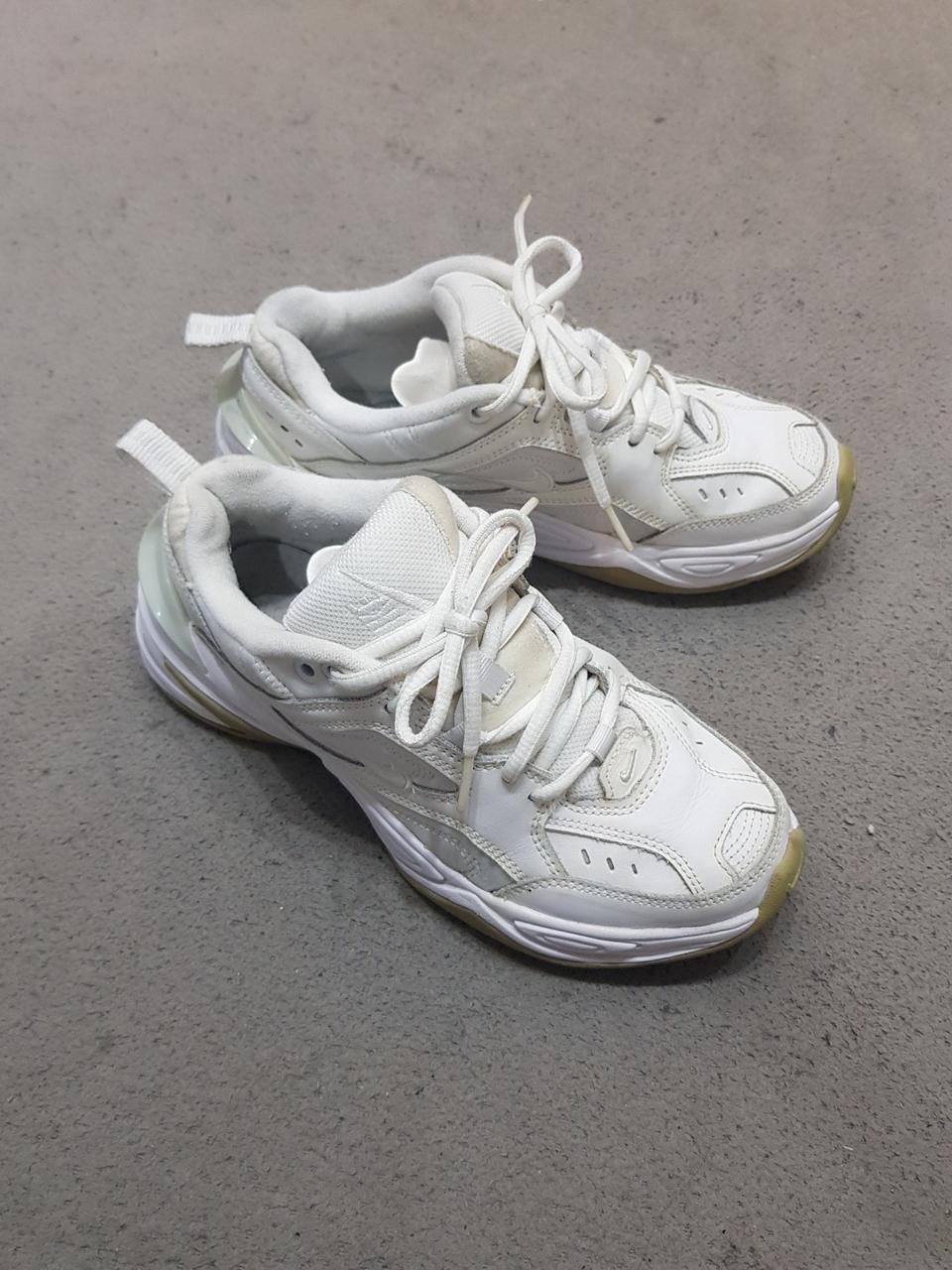 나이키 여성 운동화 240사이즈 택배비포함