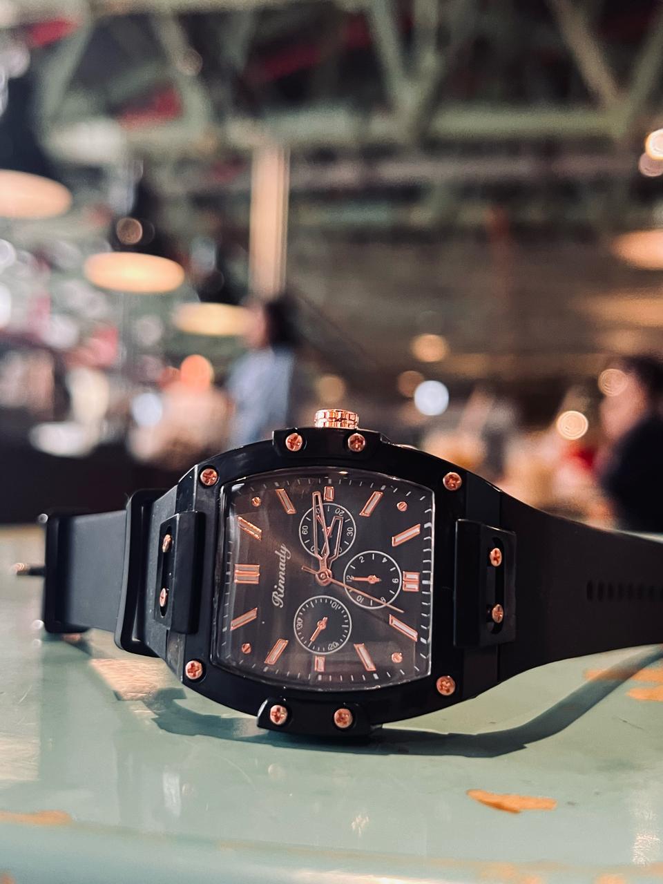 힙한 스트릿패션 세라믹시계