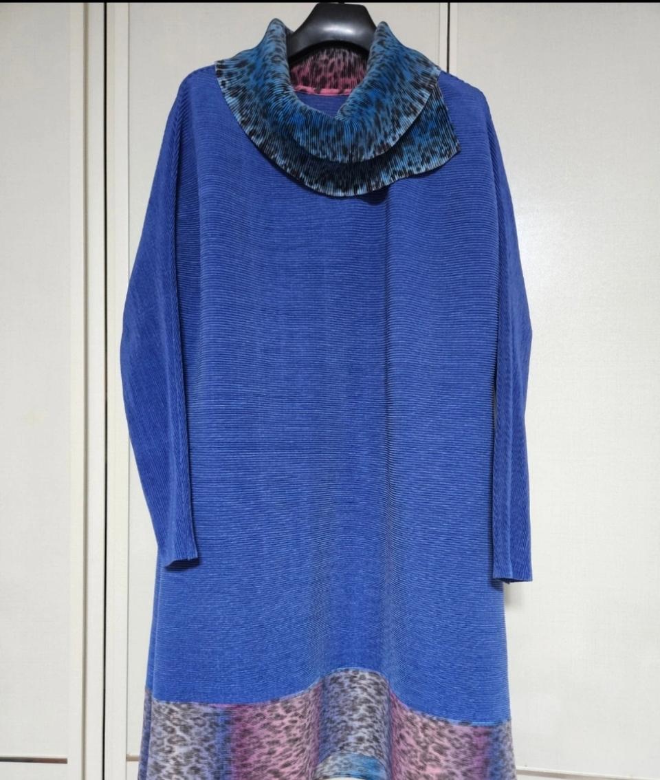 새상품) 스카프를 두른것 같은 플리츠 롱 블라우스 판매합니다