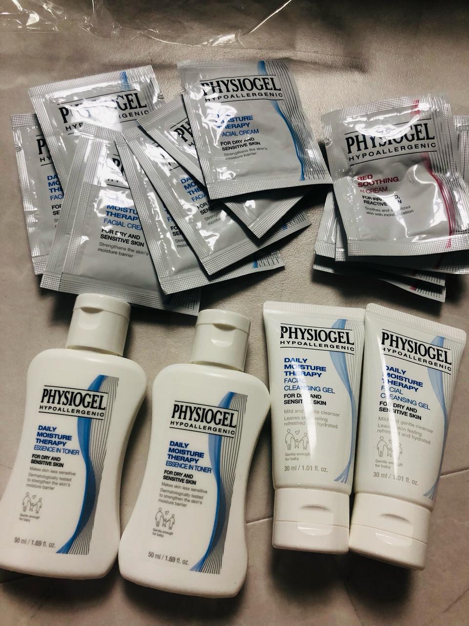 피지오겔 에센스 인 토너 DMT 크림 클렌징폼 일괄