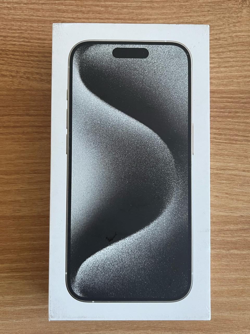 (미개봉)아이폰 15프로 256 화이트티타늄