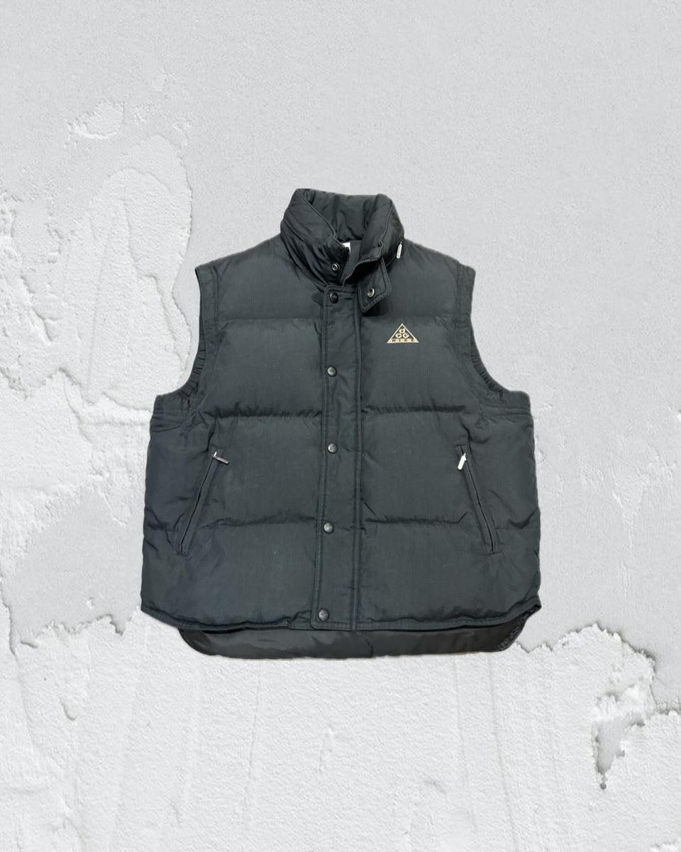 나이키ACG 남성 올드스쿨 조끼패딩 95사이즈