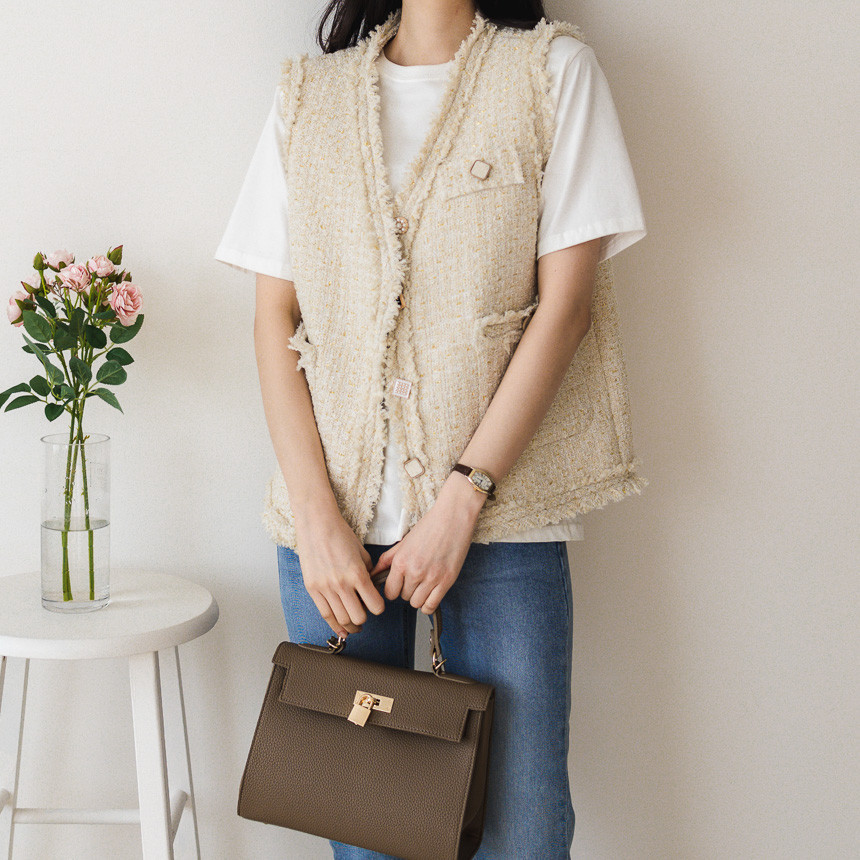 새상품)멀티단추 트위드조끼 (베이지)