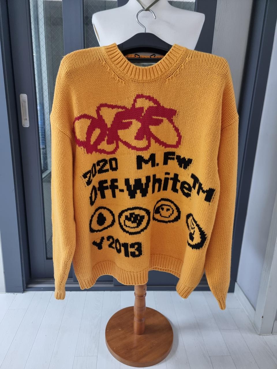 오프화이트 인더스트리얼 니트 스웨트