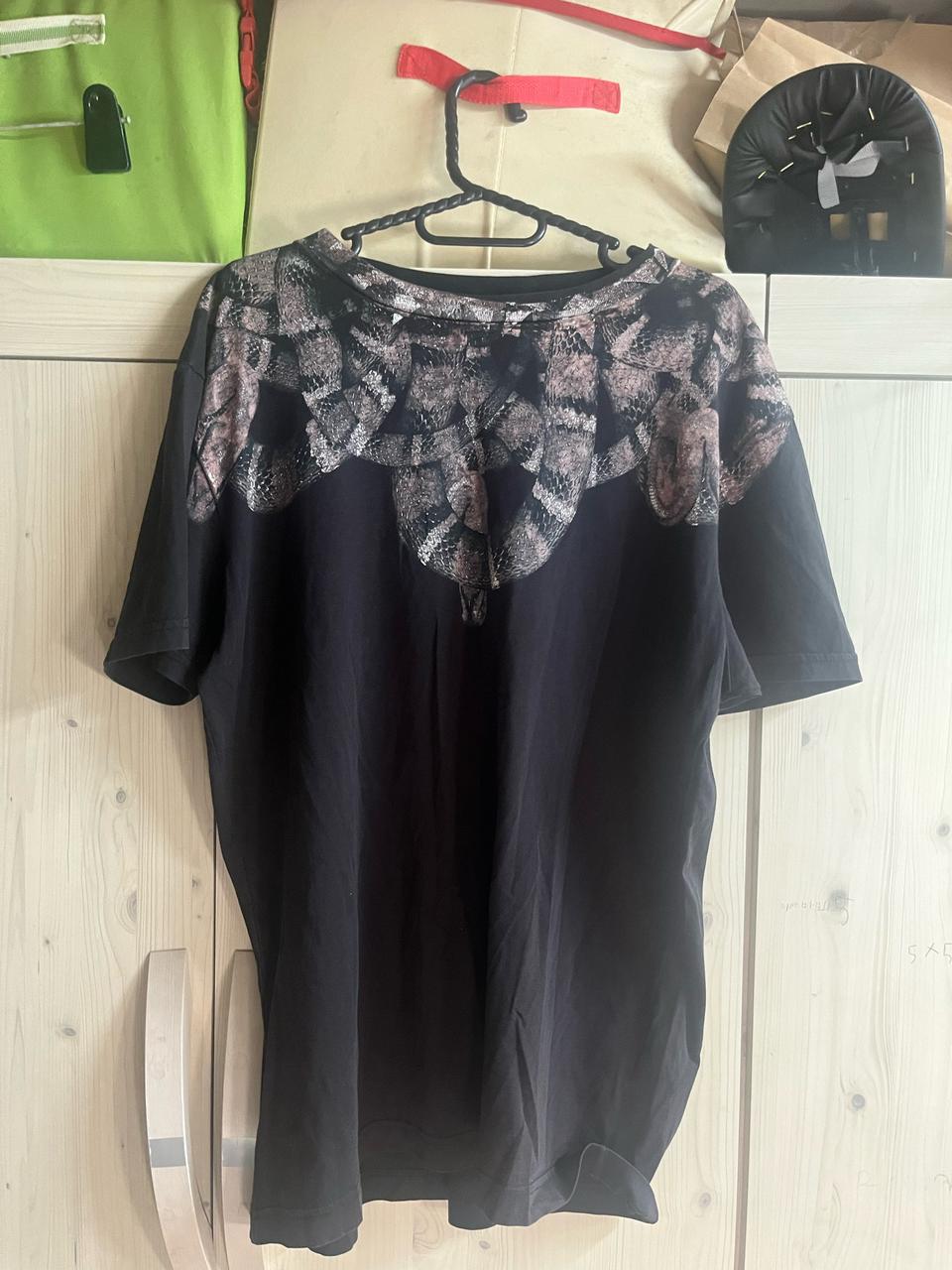 마르셀로 반팔티 xs사이즈 판매합니나