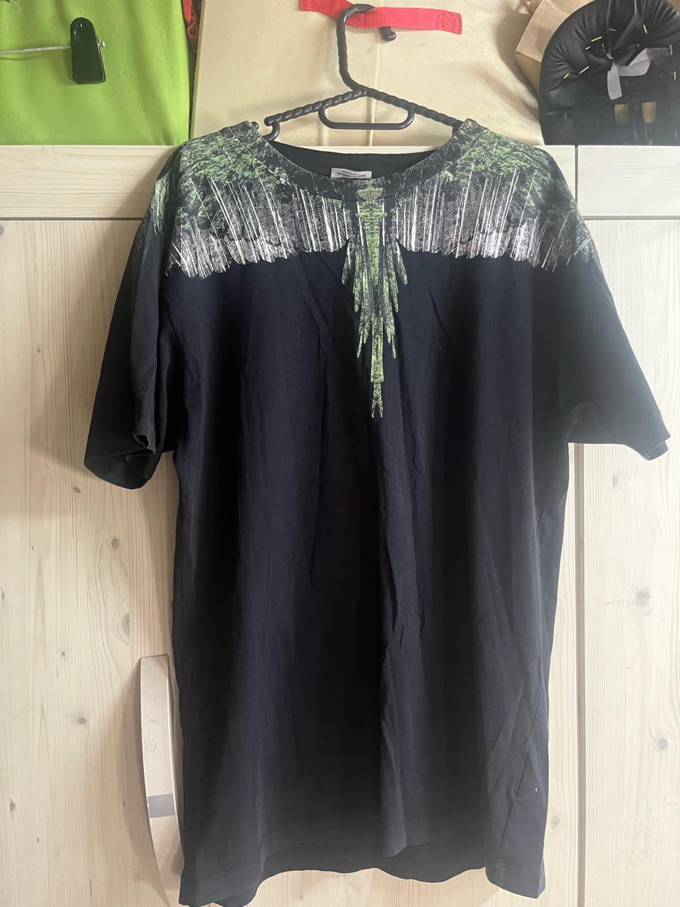 마르셀로 반팔티 s사이즈 판매합니다