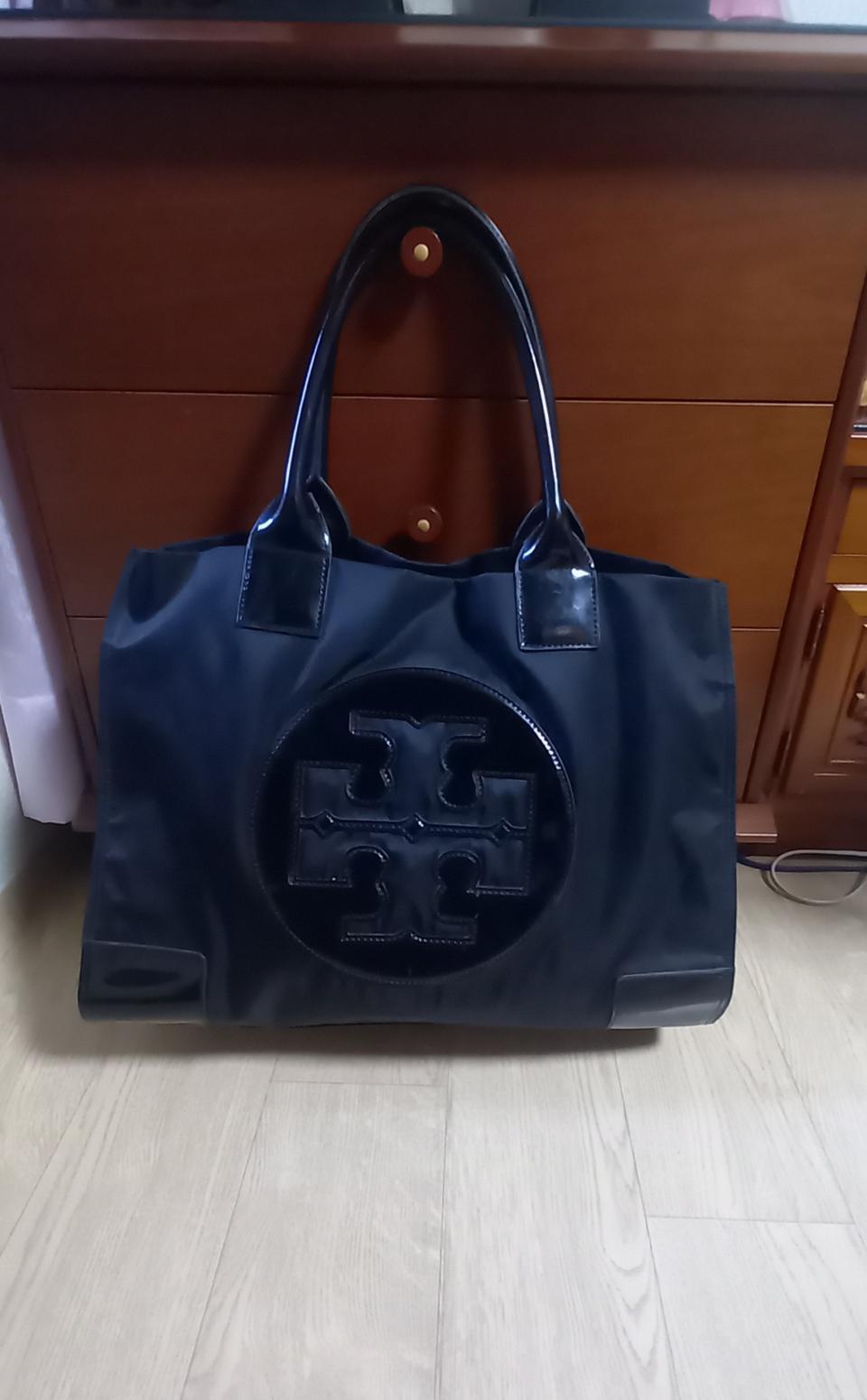 토리버치 가방 가로 43 세로 31