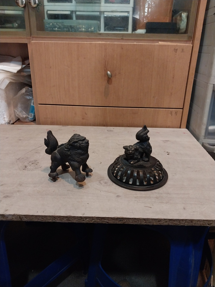 19세기 일본 강철/동 해태상 