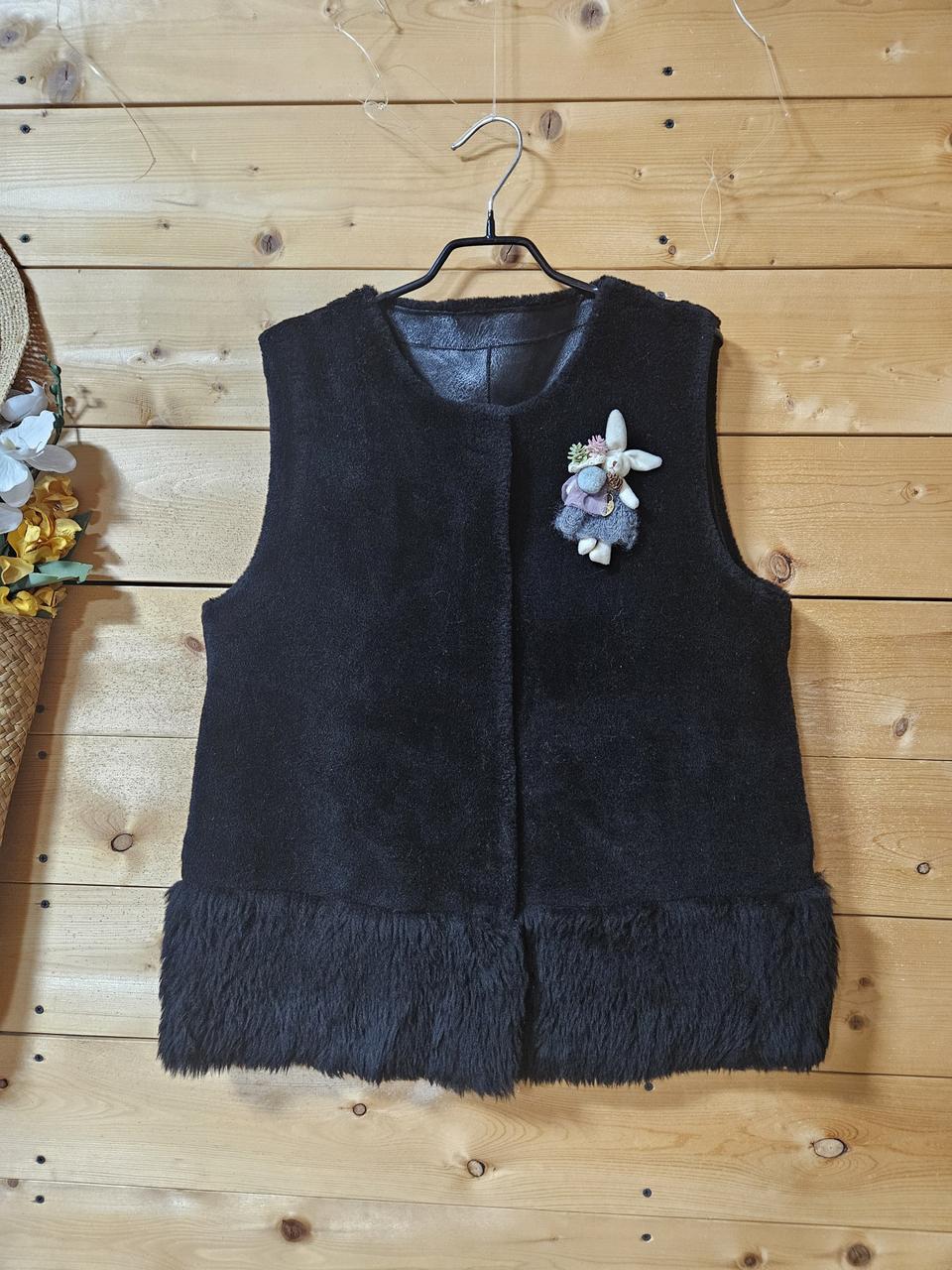 양모100% 조끼 ✔코사지 코디용입니다