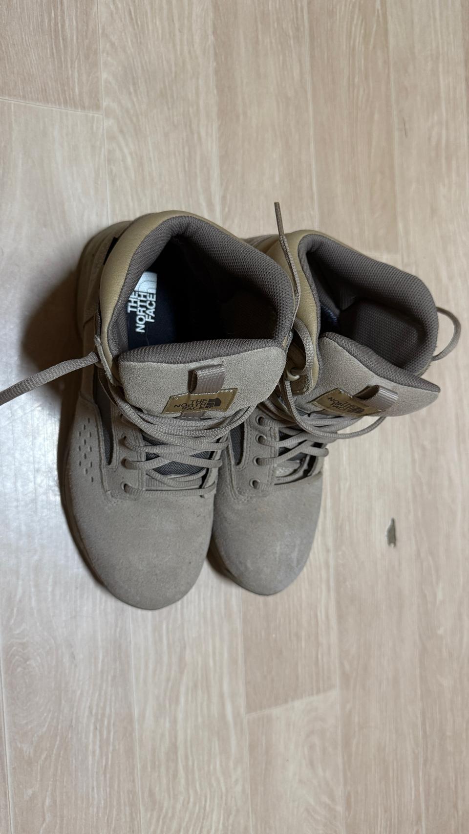 노스페이스 등산화 신발