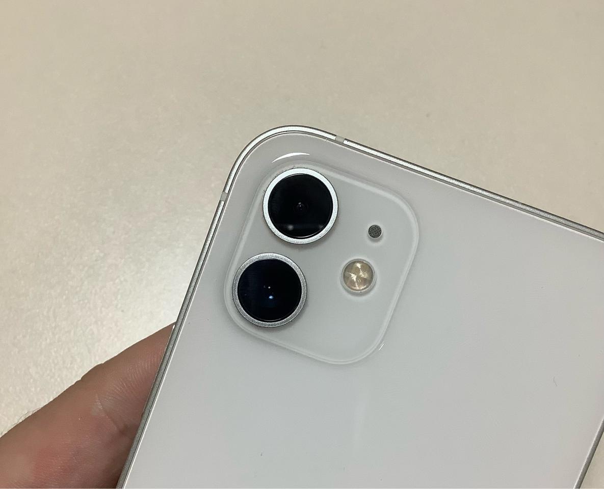 아이폰 12 128기가 팝니다.