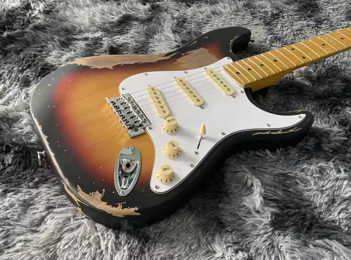 리스핀 스트랫 빈티지 일랙 기타